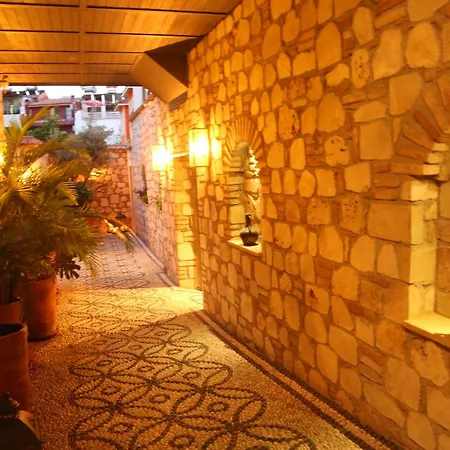 Colorful Flat Near Hadrian's Gate Antalya